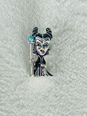 Maleficent Pendant – Disney Villains – 925 Sterling Silver